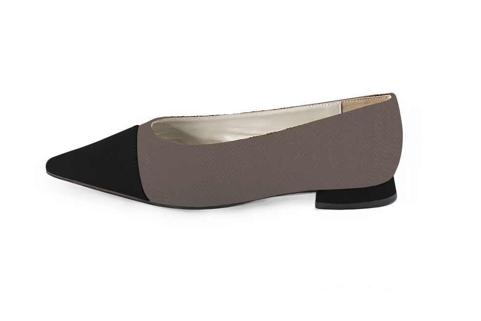 Matt black and taupe brown women's dress pumps, with a round neckline. Pointed toe. Flat block heels. Profile view - Florence KOOIJMAN